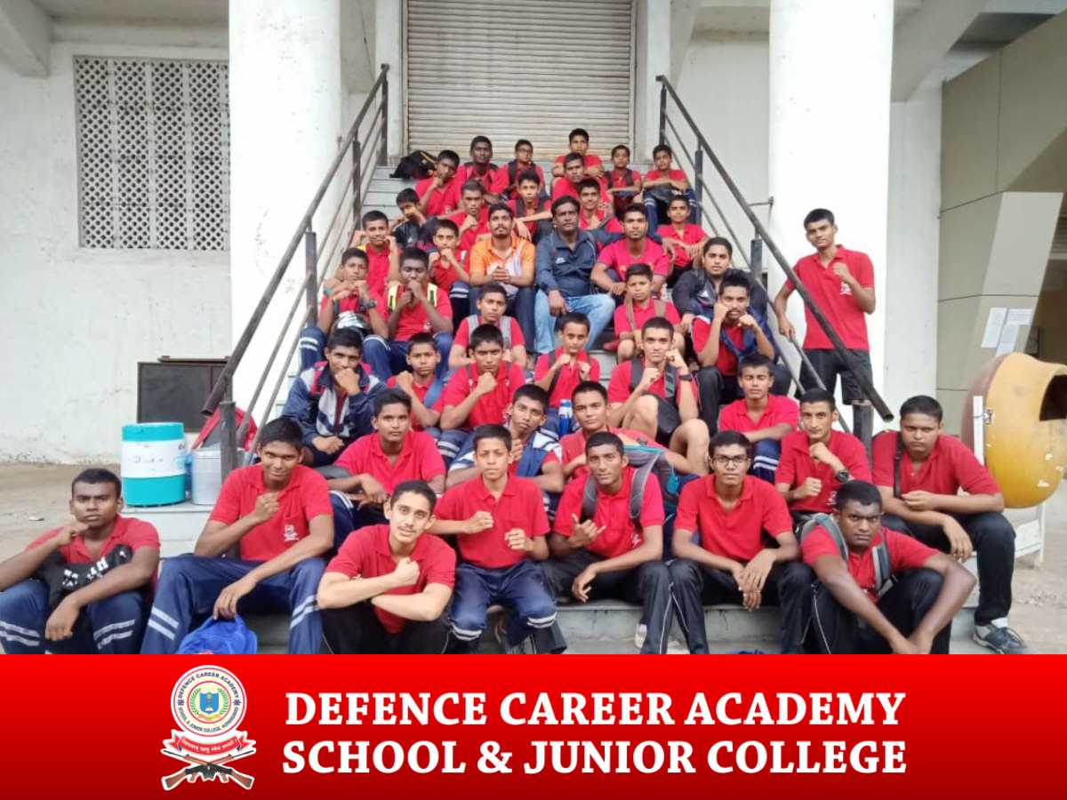 best-defence-academy-in-maharashtra-Top-10-NDA-Coaching-in-maharashtra-team
