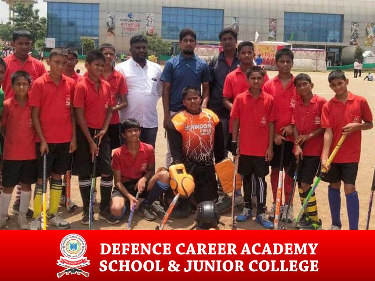 best-nda-coaching-in-maharashtra-sainik-school-entrance-exam-2020-hockey-match