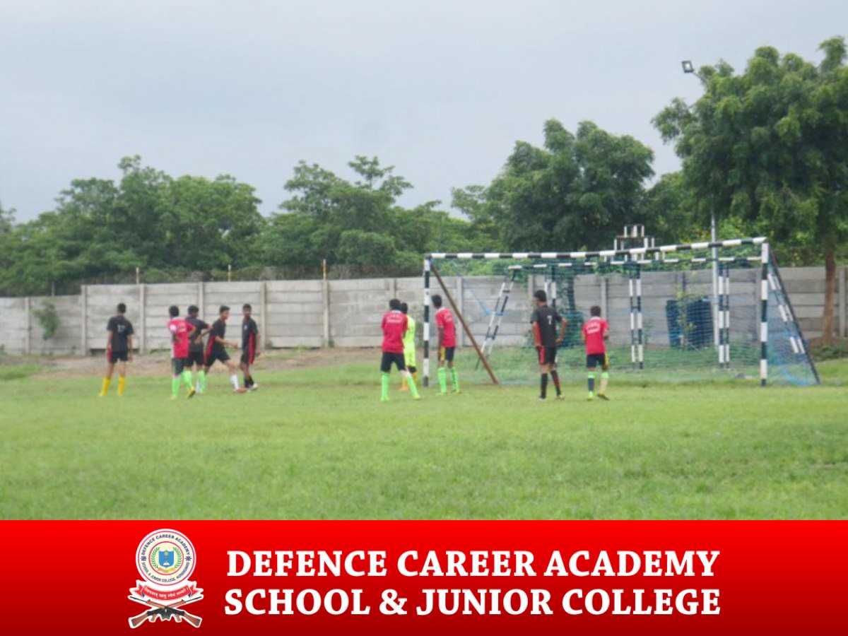 playing-football-military-academy-in-maharashtra-nda-Coaching-in-Aurangabad